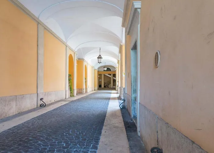 Easytopstay - Piazza Venezia Charming & Bright Apt